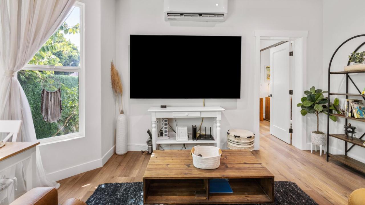 Newly Remodeled Beautiful 2Br Flat In Atwater Village غلينديل، كاليفورنيا المظهر الخارجي الصورة